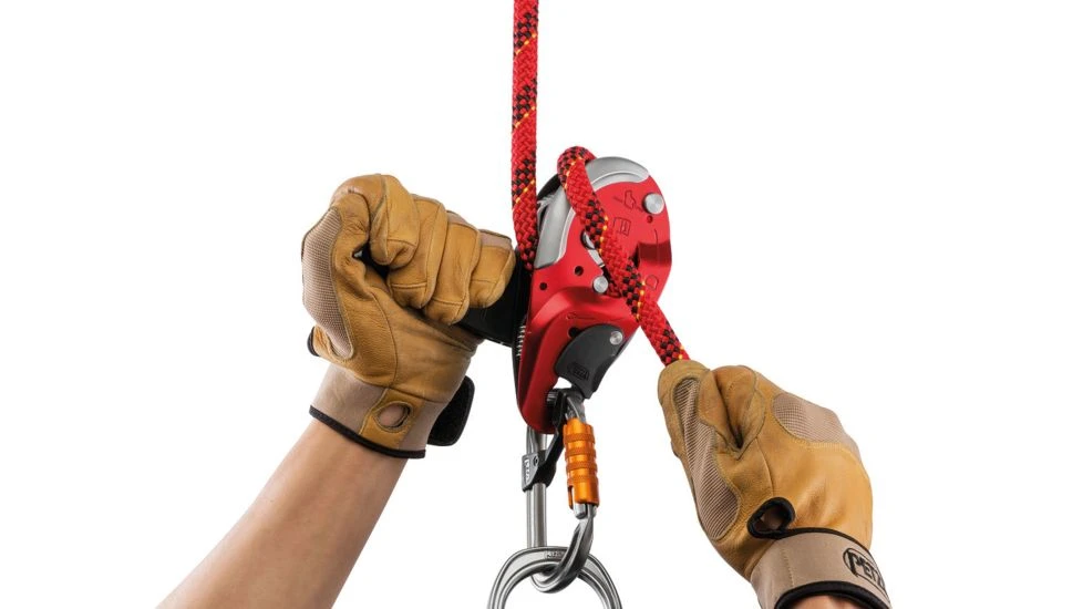 Petzl I'D Self-braking Descender - Image 8